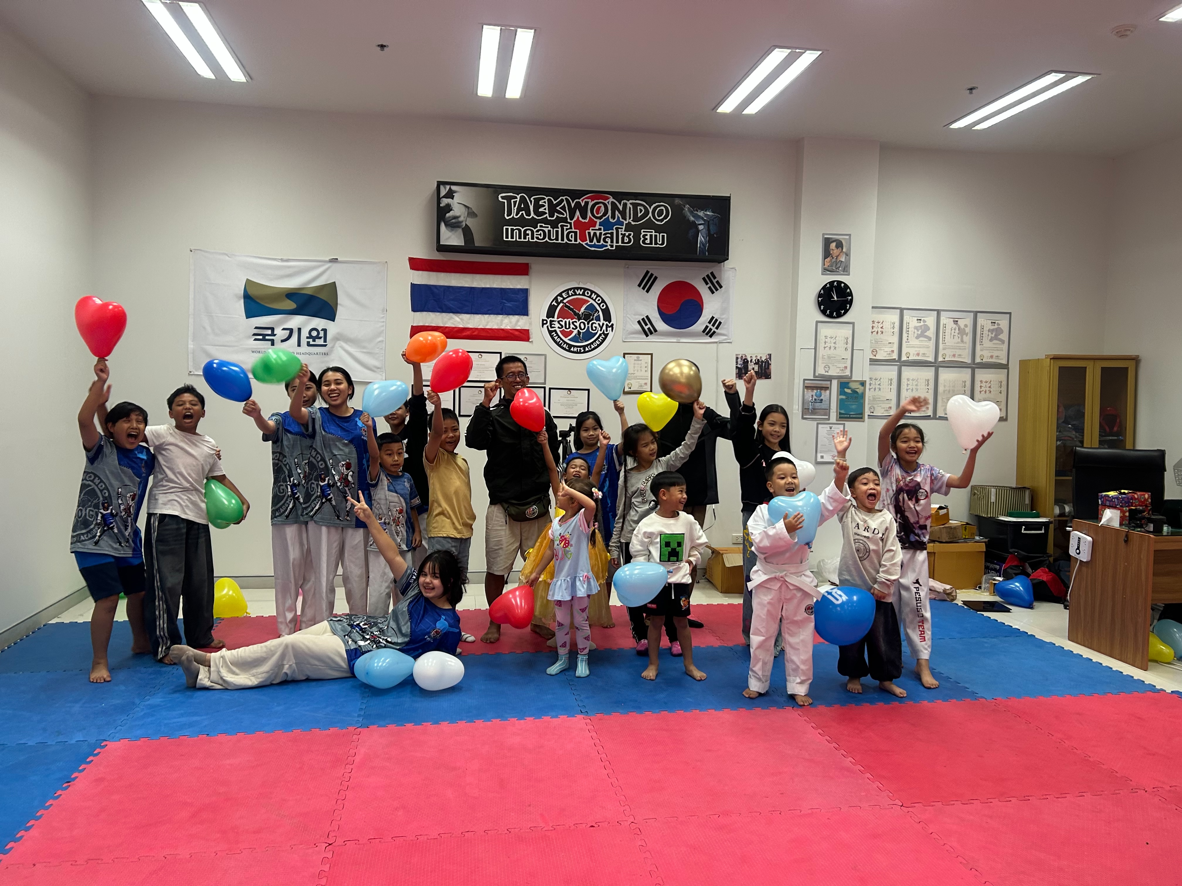 งานวันปีใหม่และงานวันเด็ก